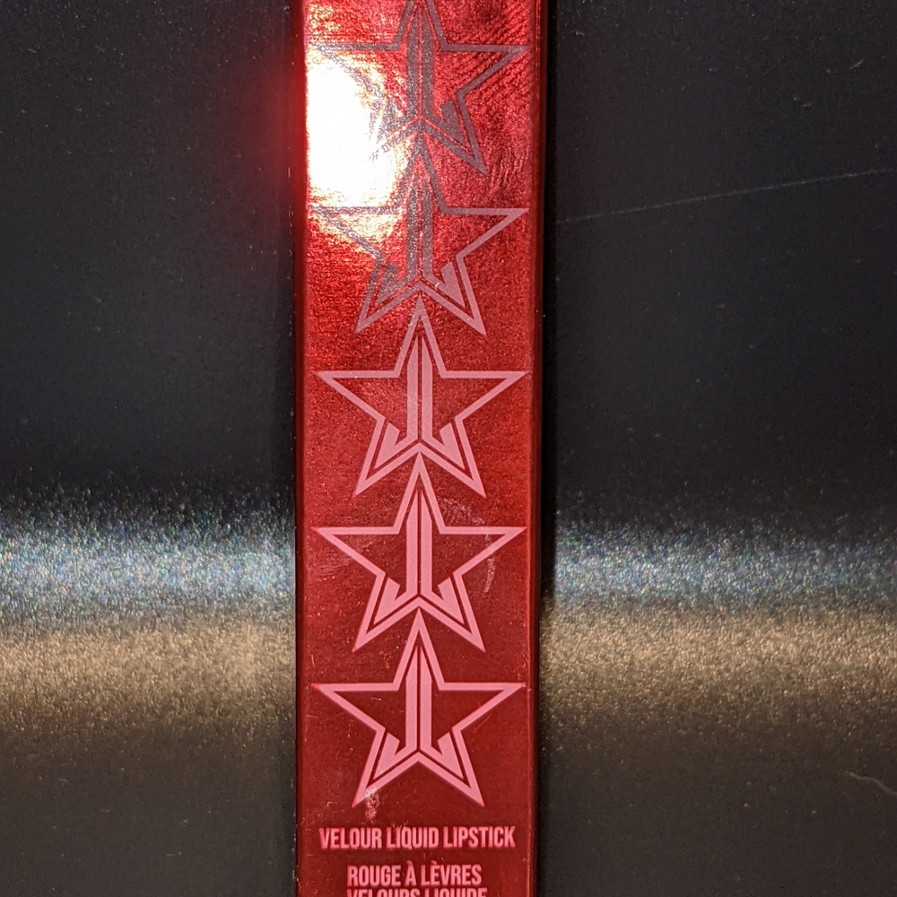 Jeffree Star Velour lipstick